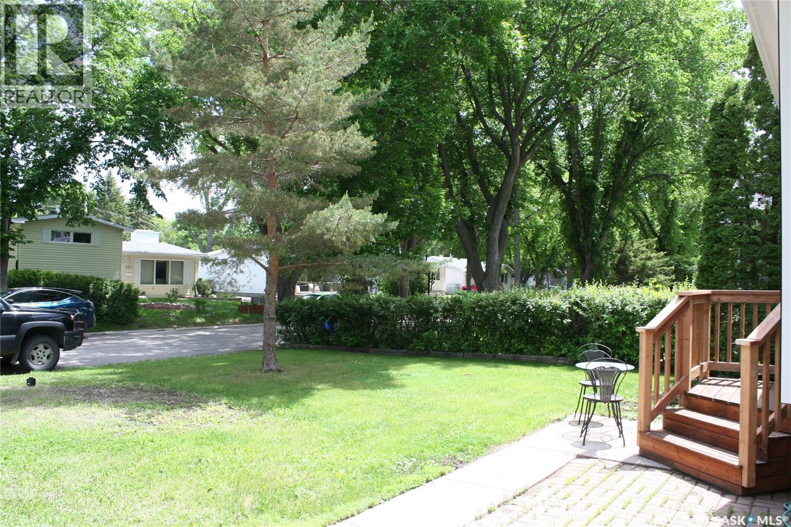 128 Riddell CRESCENT - photo 2