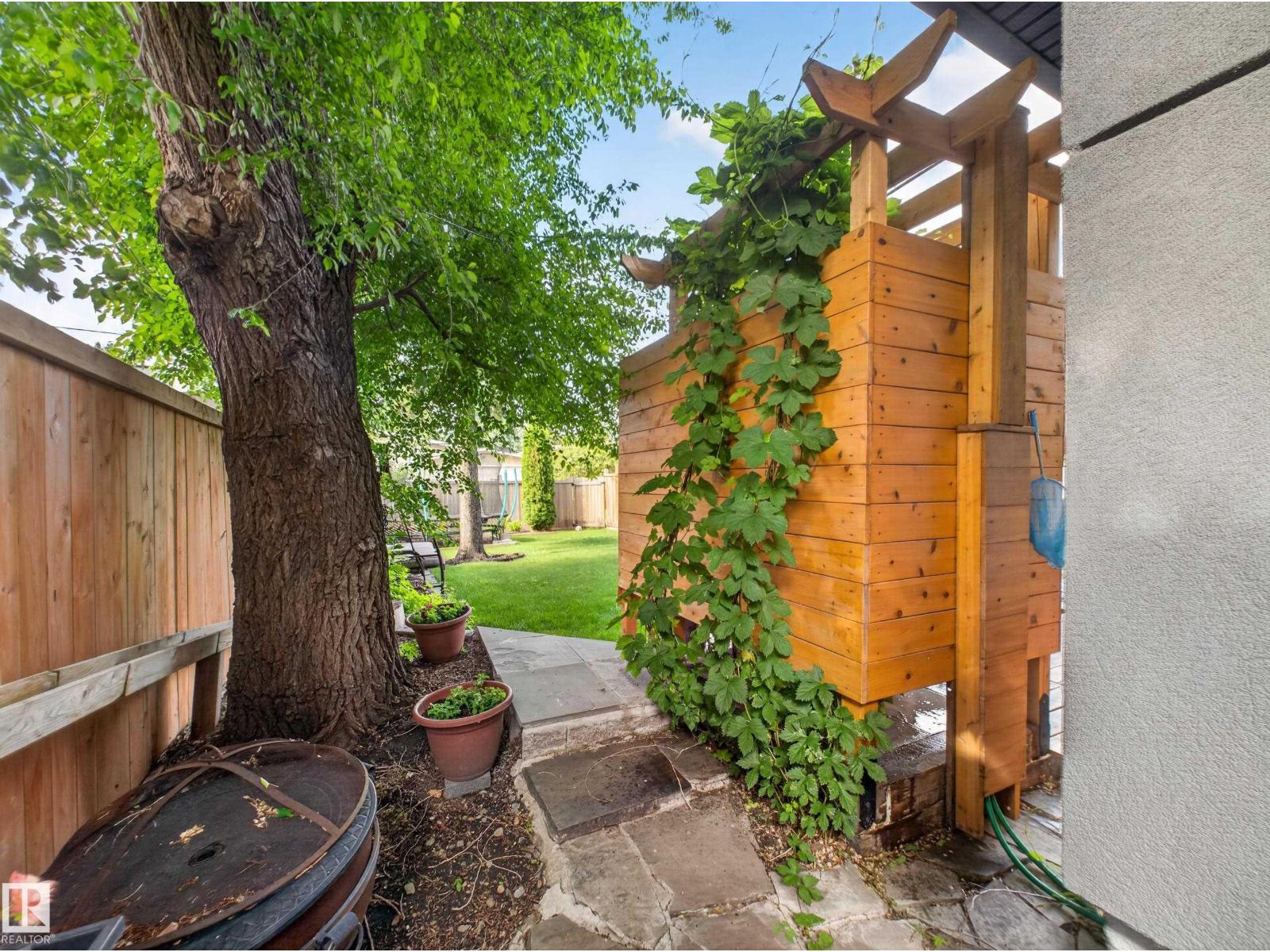 4112 120 ST NW — photo 36