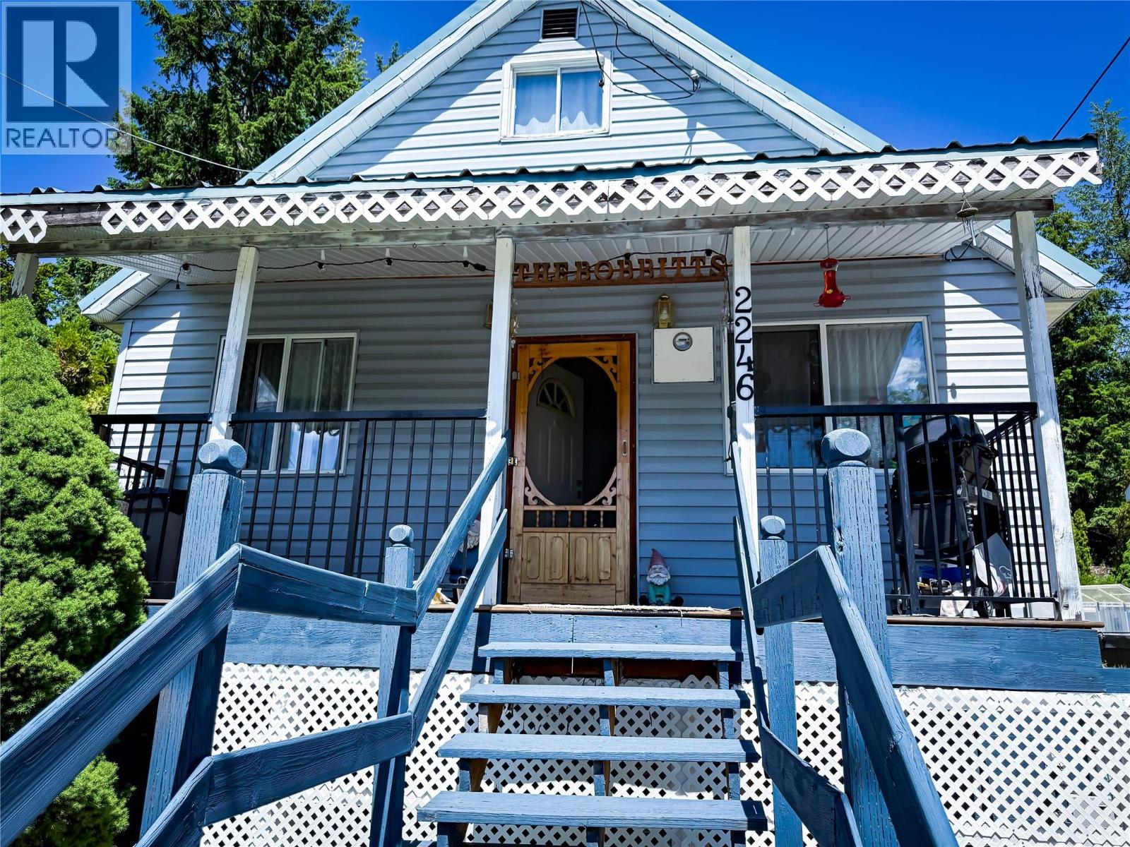 2246 Kootenay Avenue - 9