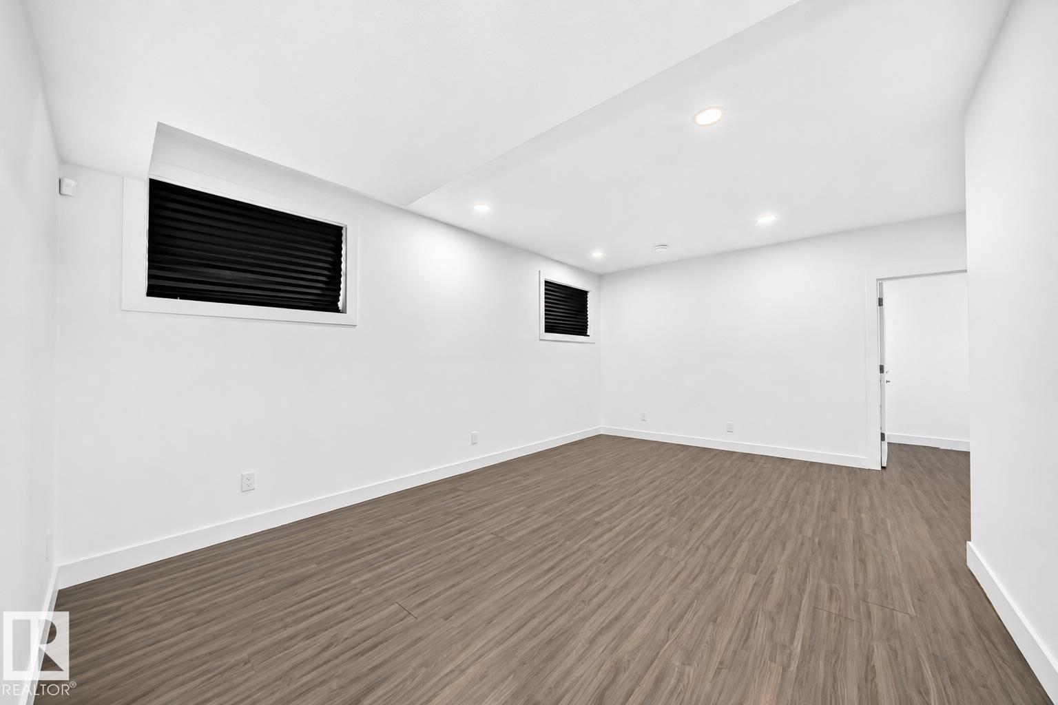 793 WINDERMERE WD NW — photo 47