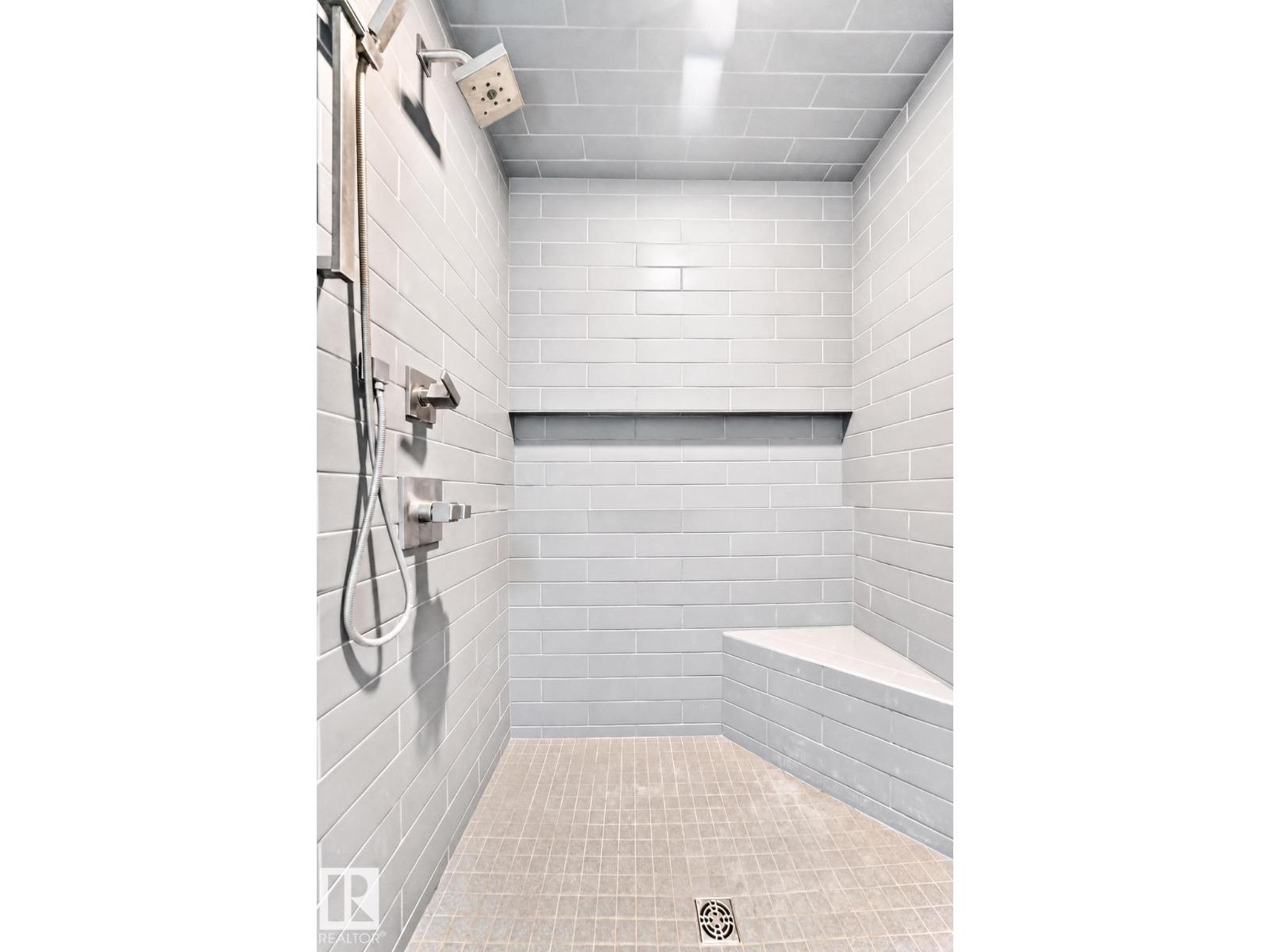 793 WINDERMERE WD NW - 33