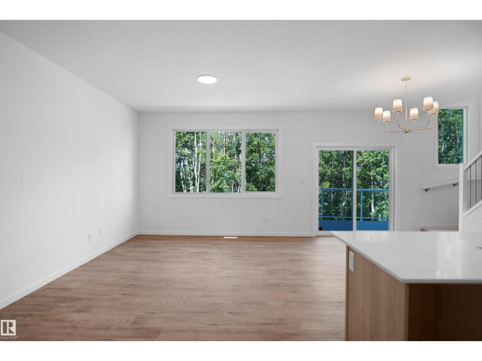#21 19904 31 AV NW - 10