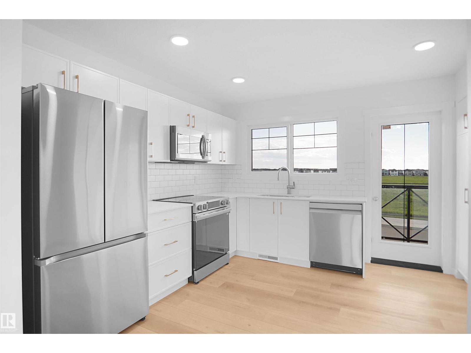533 ASTER DR NW - 10