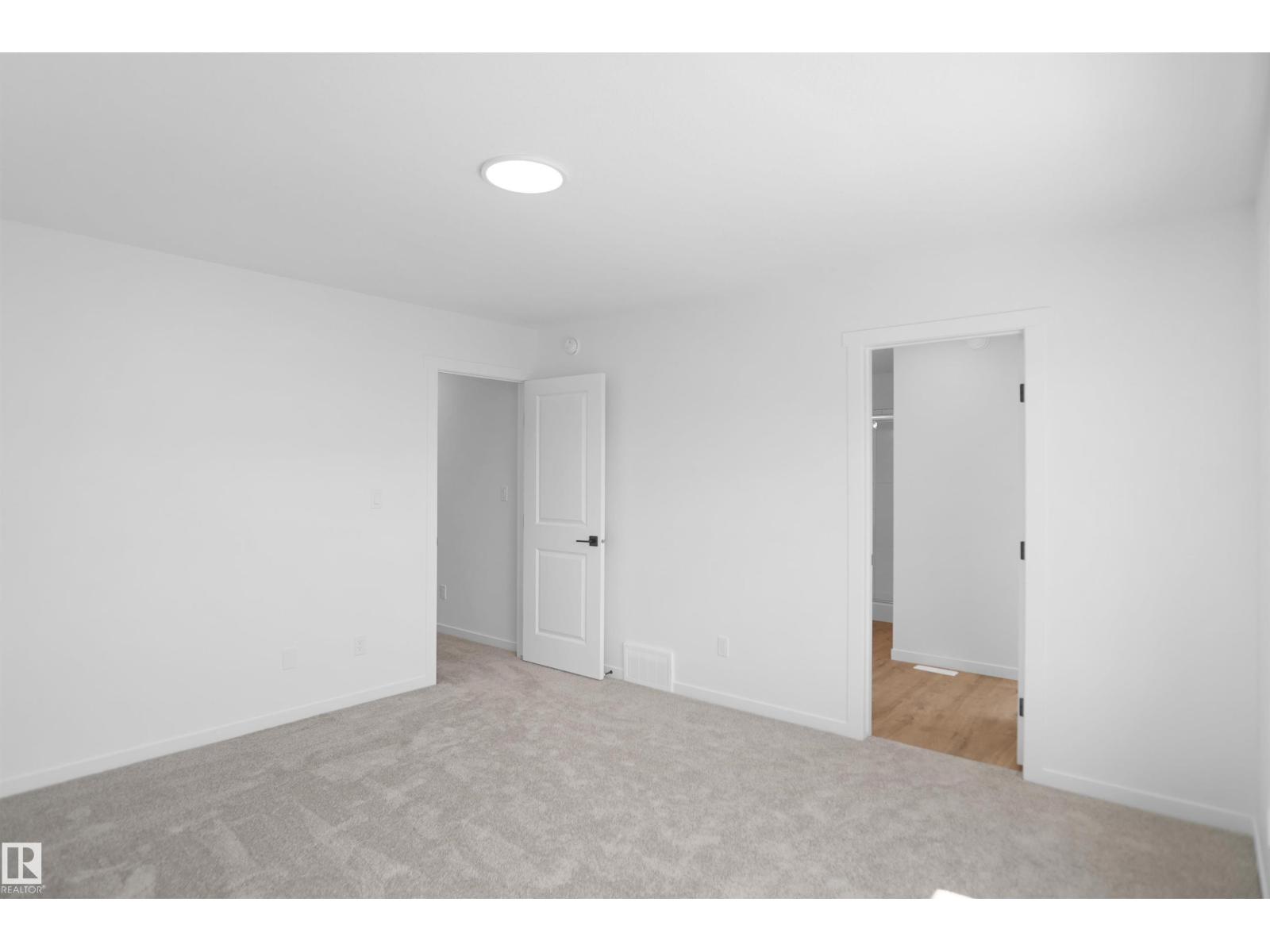#20 19904 31 AV NW - 21