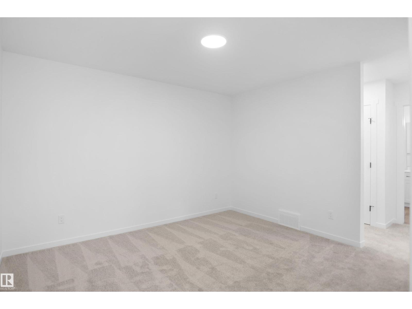 #20 19904 31 AV NW - 17