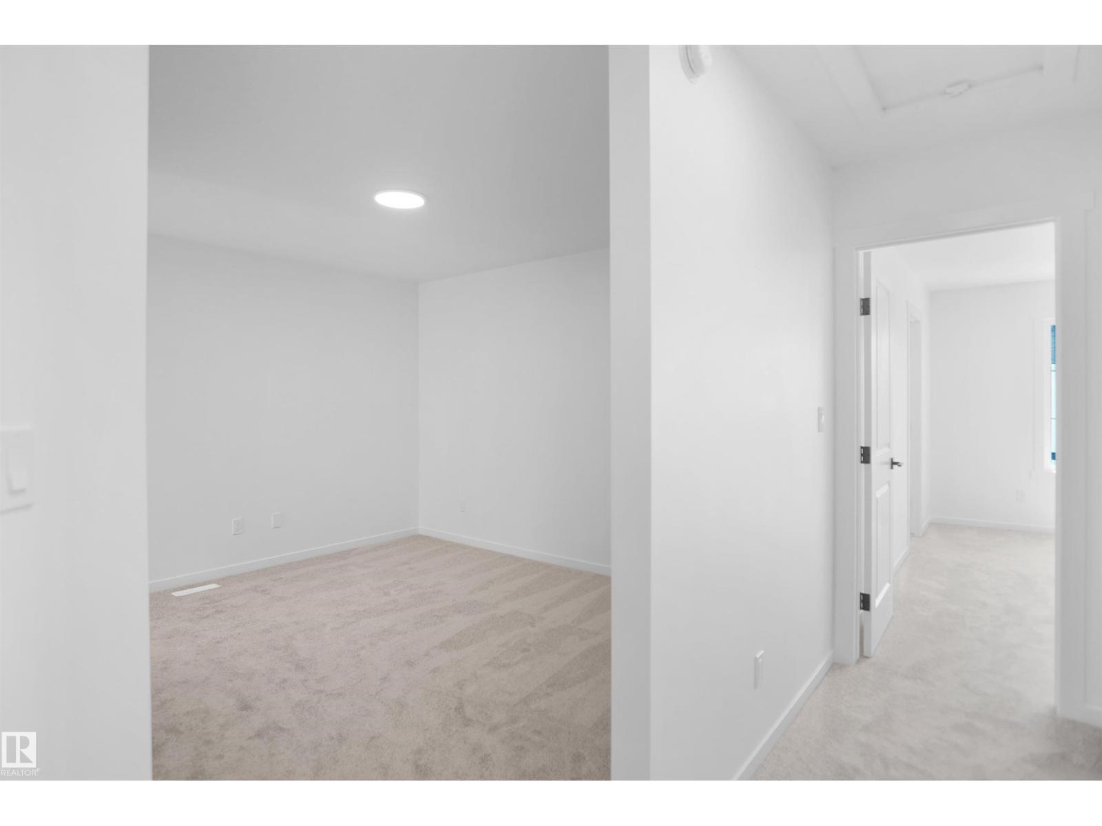 #20 19904 31 AV NW - 18