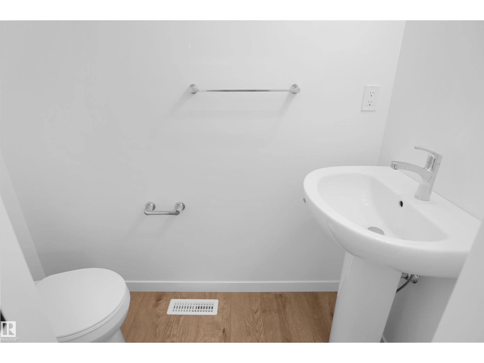#20 19904 31 AV NW - 5