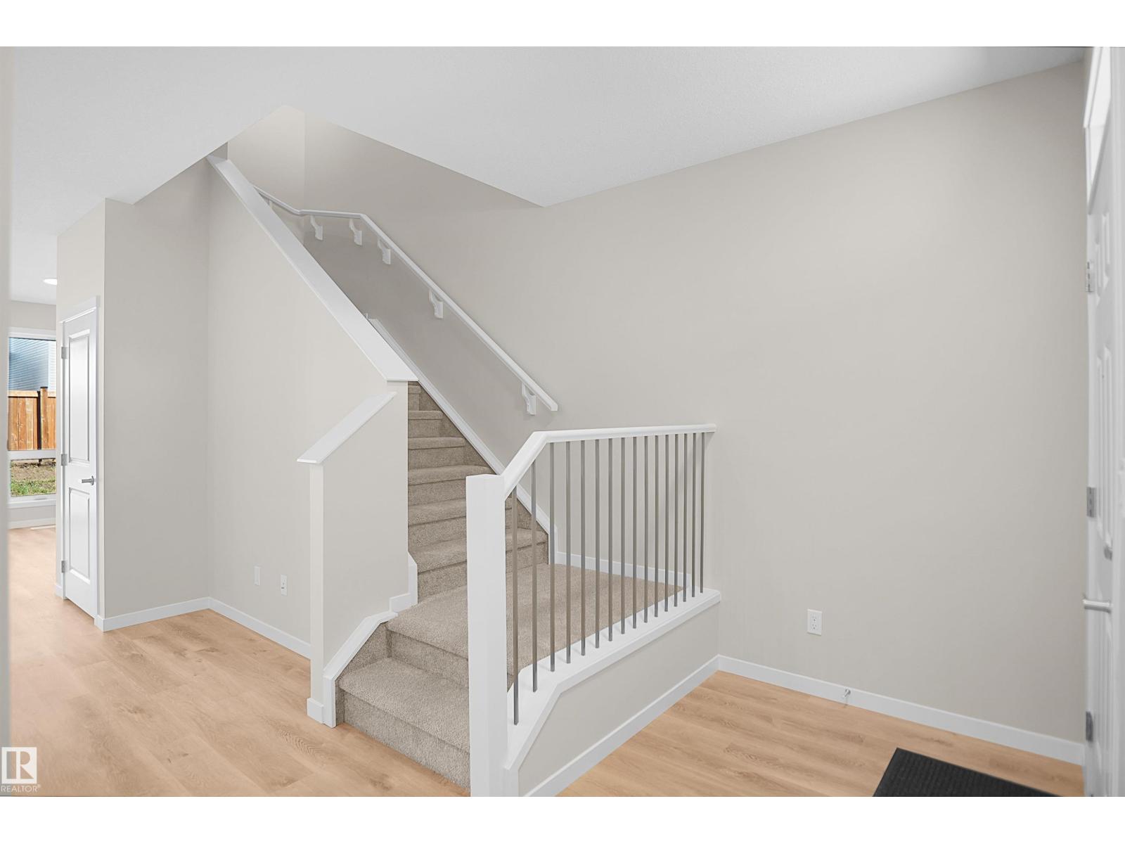 22928 95 AV NW - 6