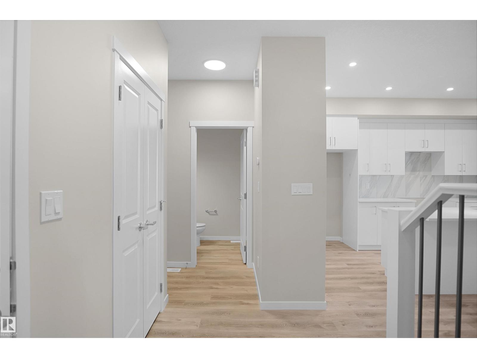 22928 95 AV NW - 3