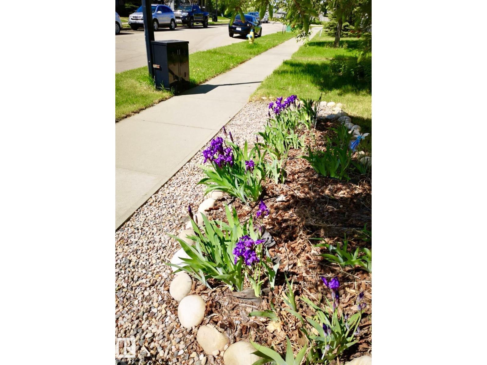 21354 87A AV NW — photo 33