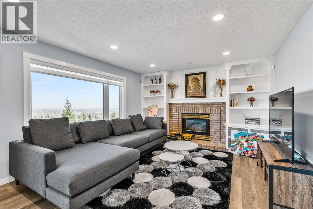 215 Edgevalley Mews - 16