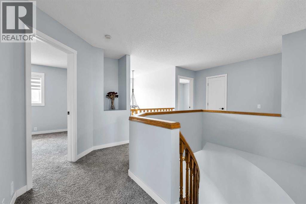 215 Edgevalley Mews - 21