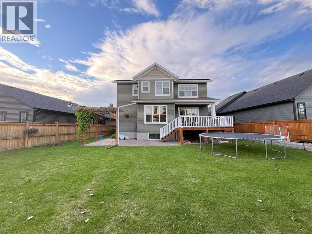 5907 67 AVE. Rocky Mtn. House