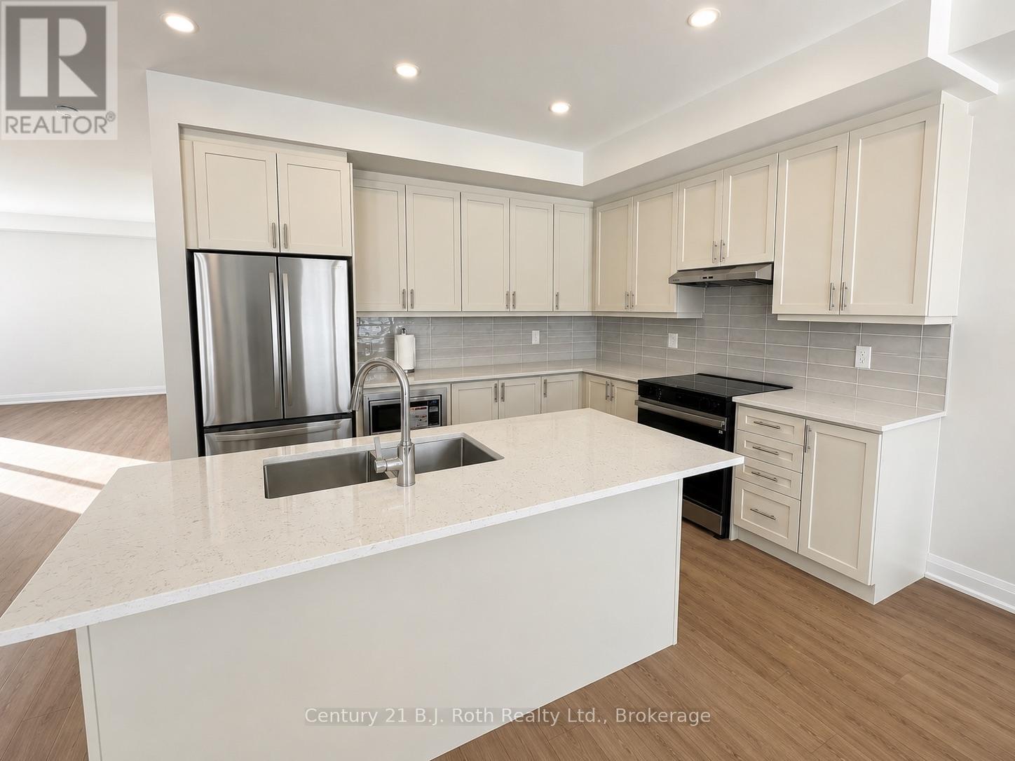 81 LIGHTFOOT DRIVE - 6
