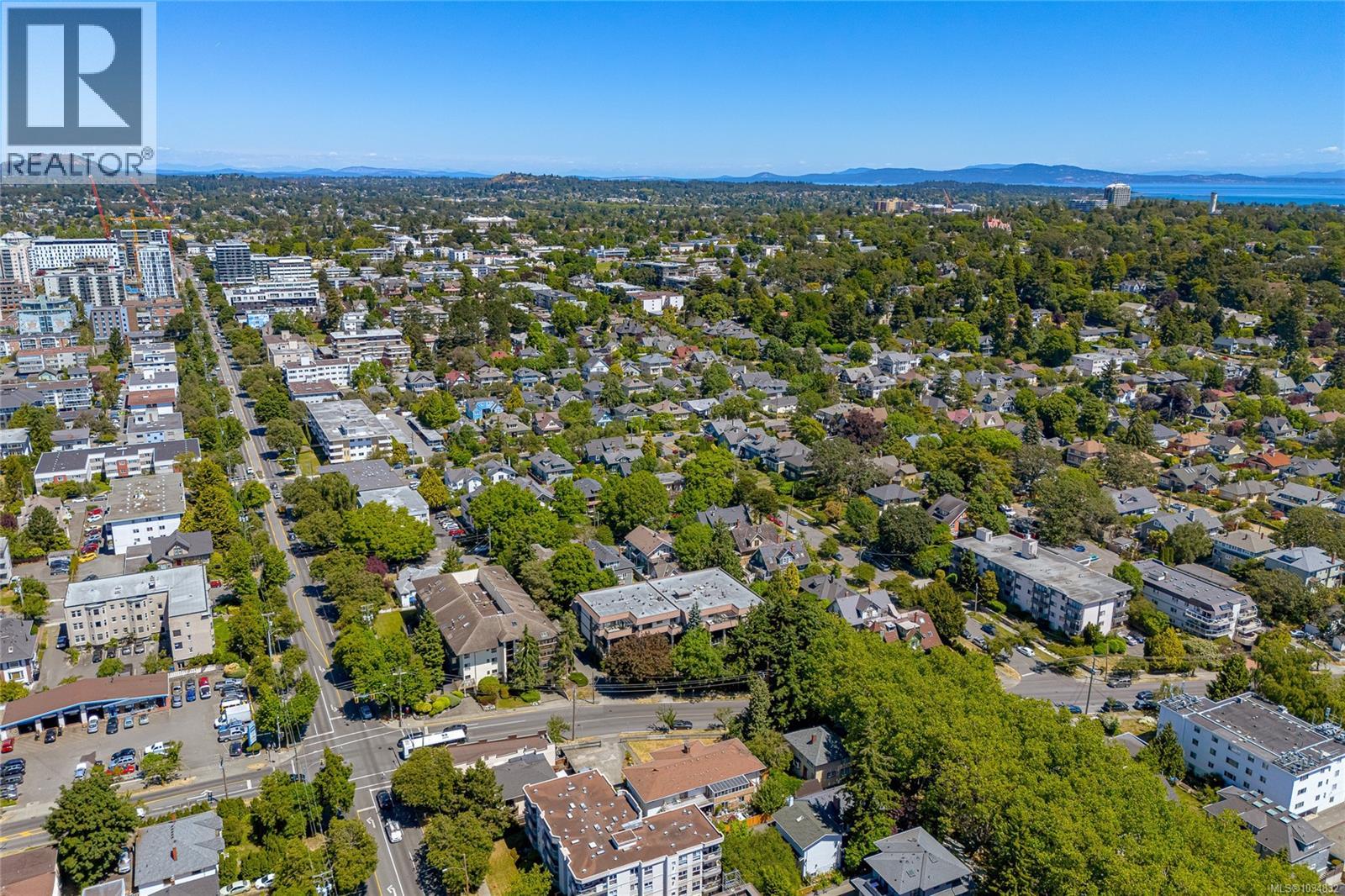 306 1120 Fairfield Road, Victoria