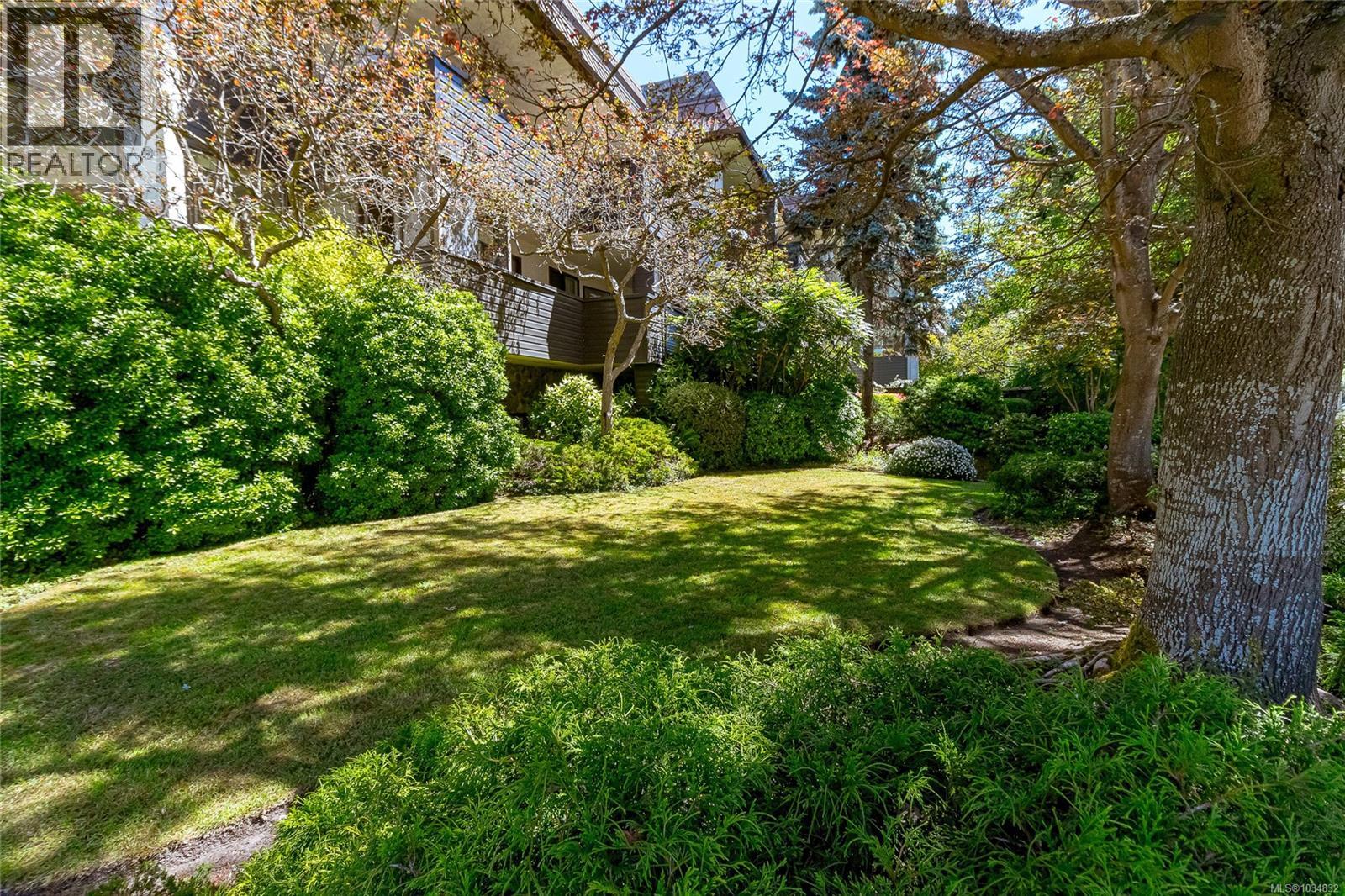 306 1120 Fairfield Road, Victoria