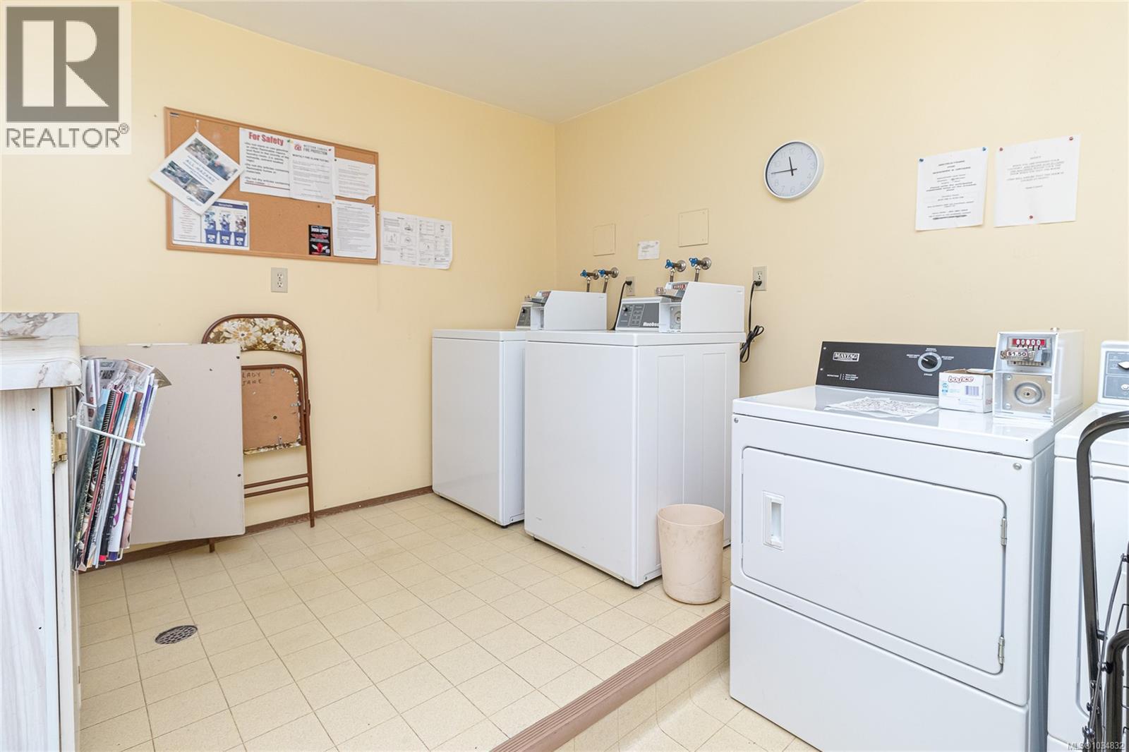 306 1120 Fairfield Road, Victoria