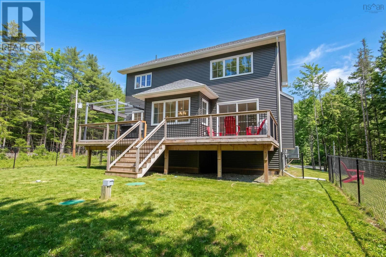 38 Acorn Drive - 42