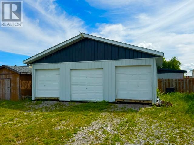 80 BRUNELLE ROAD N - 8