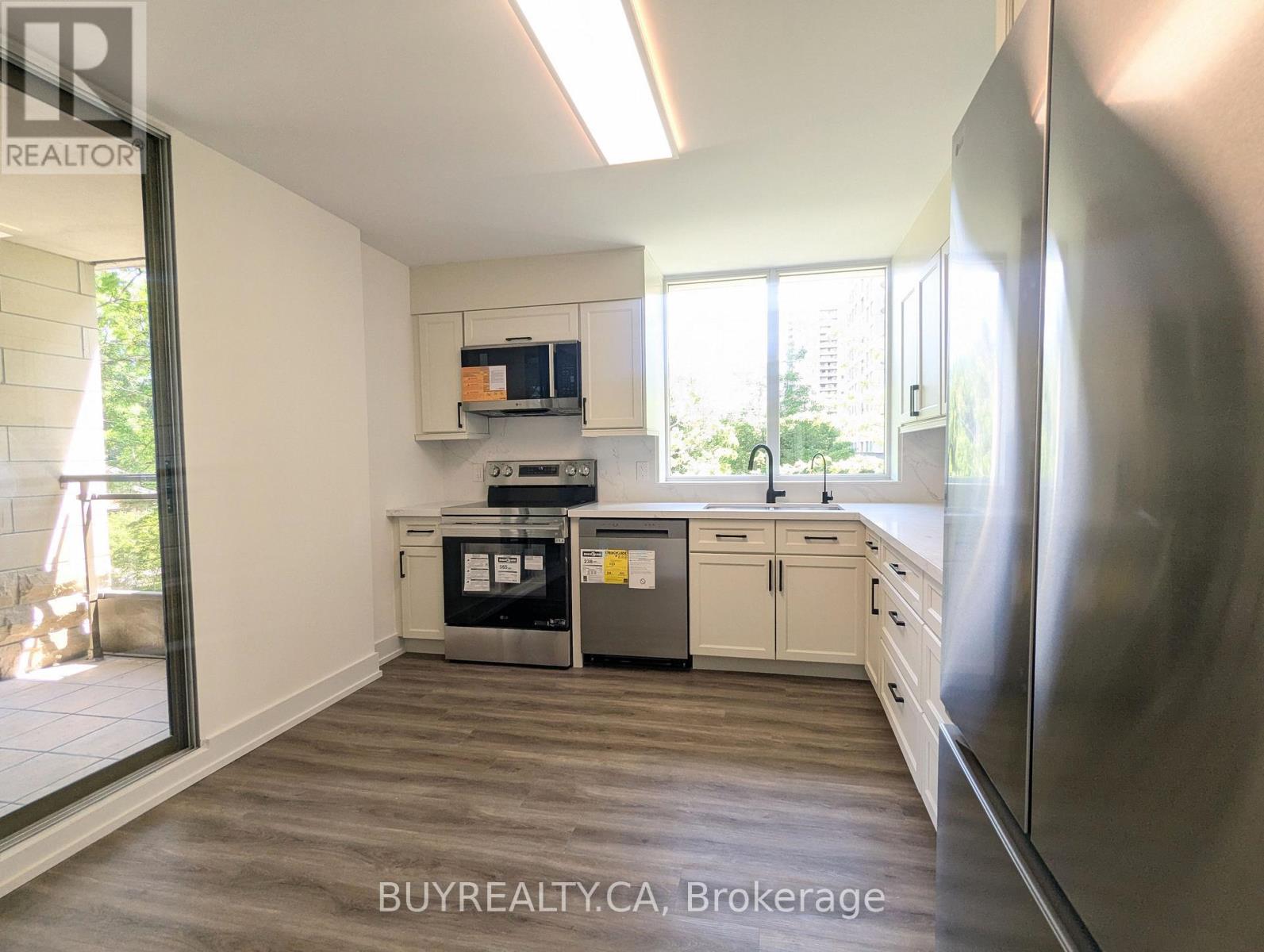 #308 256 DORIS AVENUE - 13