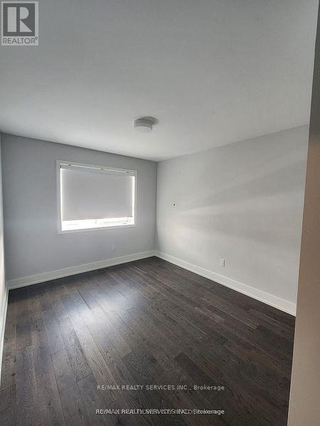 726 ROUNCEY ROAD - 27