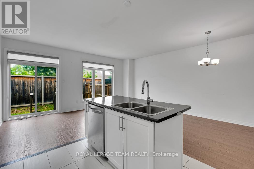 3 Bed, 3 Bath House for Rent in Ottawa – 174 HAWKSHAW CRESCENT, Ottawa – MLS# X13470506 - Image 19