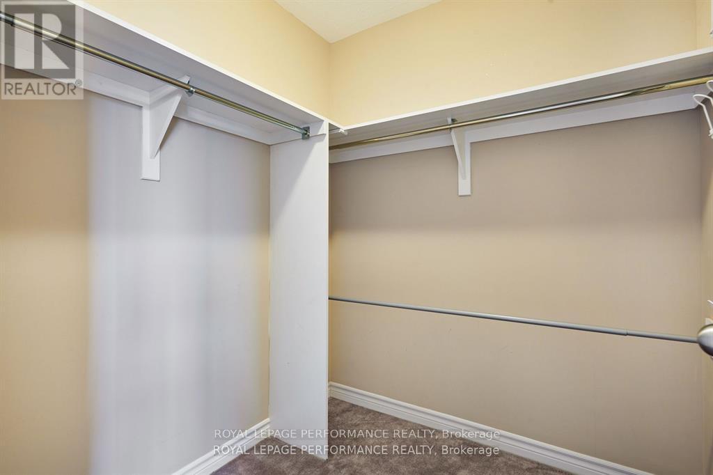 3 Bed, 3 Bath House for Rent in Ottawa – 1843 ARROWGRASS WAY, Ottawa – MLS# X13470520 - Image 20
