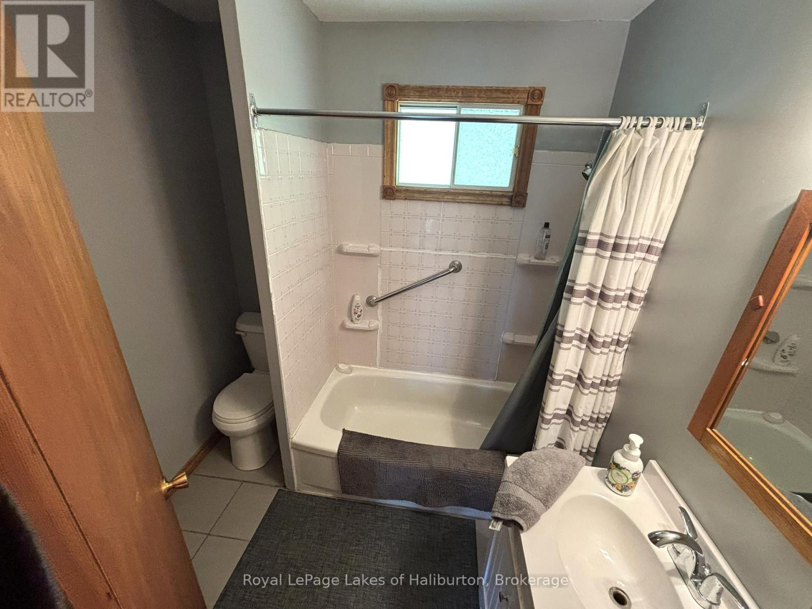 1214 LAKE LORRAINE ROAD - 24