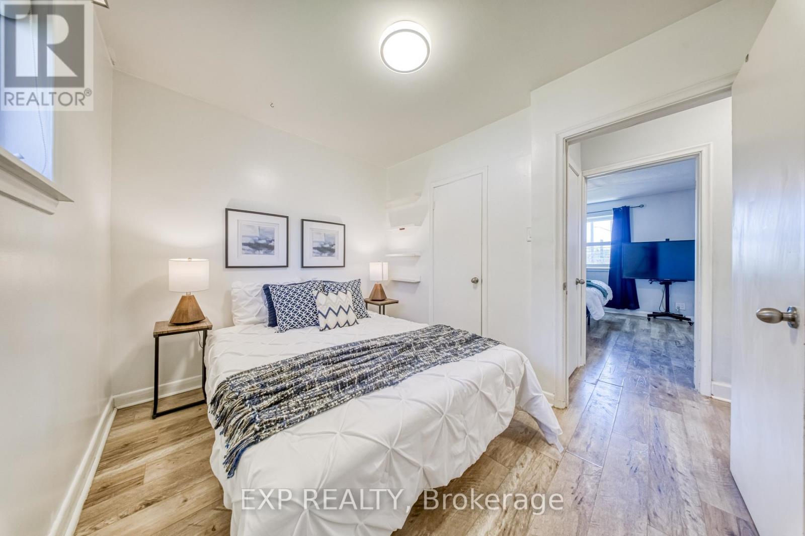 752 EASTBOURNE AVENUE - 24