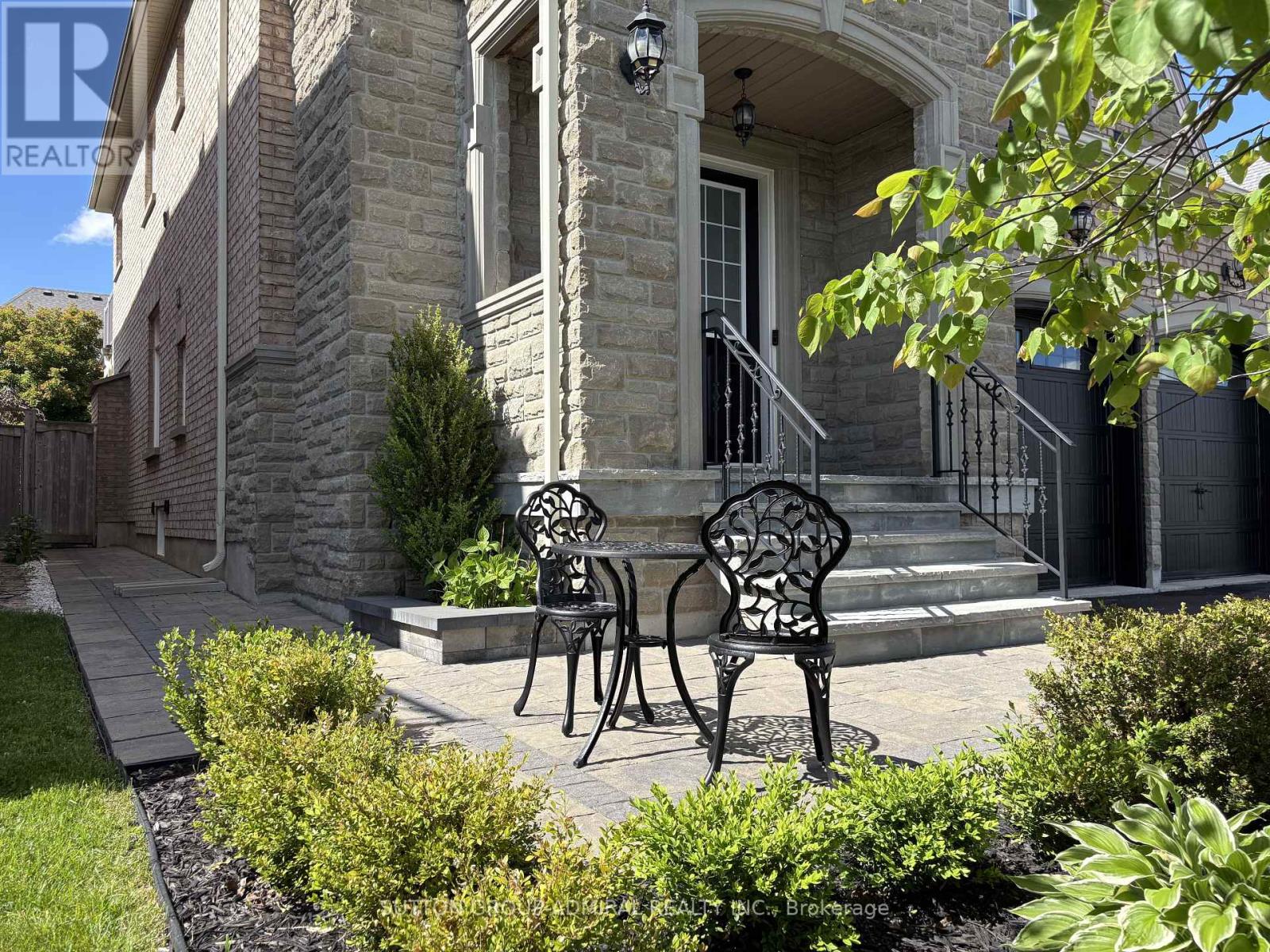 32 NICORT ROAD - 2