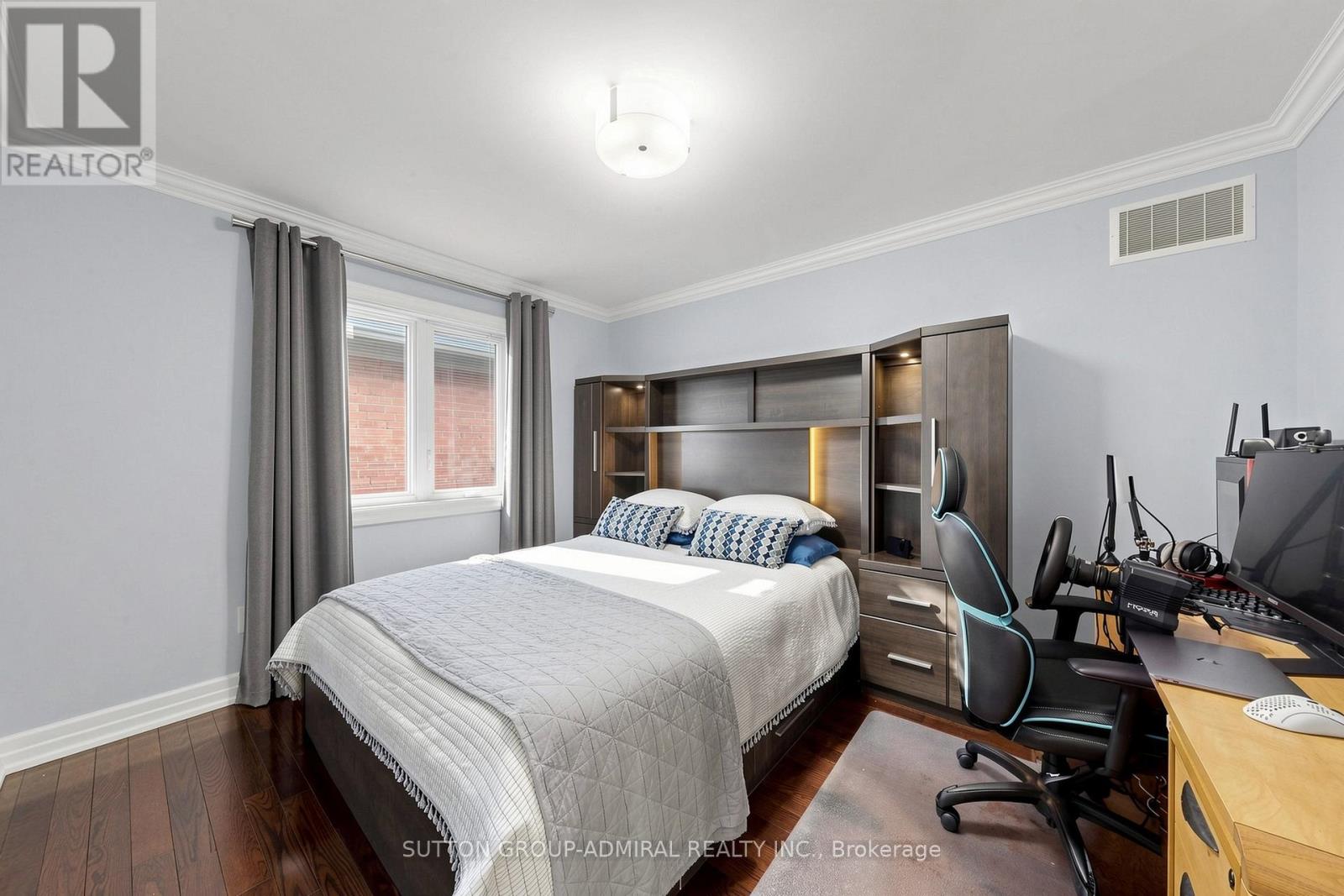 32 NICORT ROAD - 33