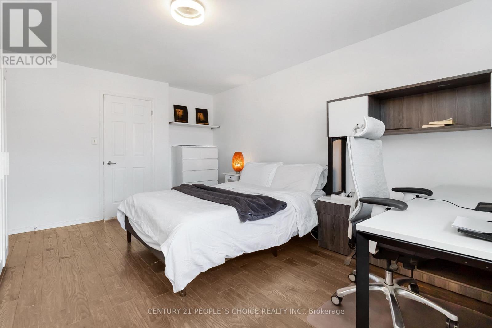 2145 REDSTONE CRESCENT - 28