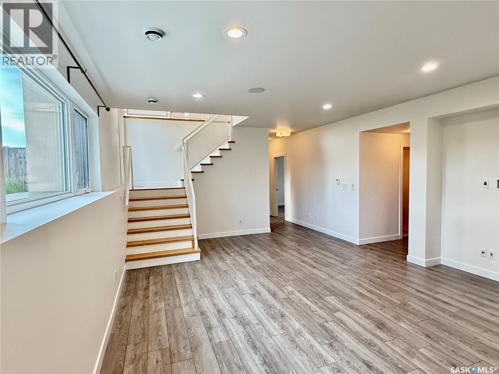 926 Wilkins COURT - 19