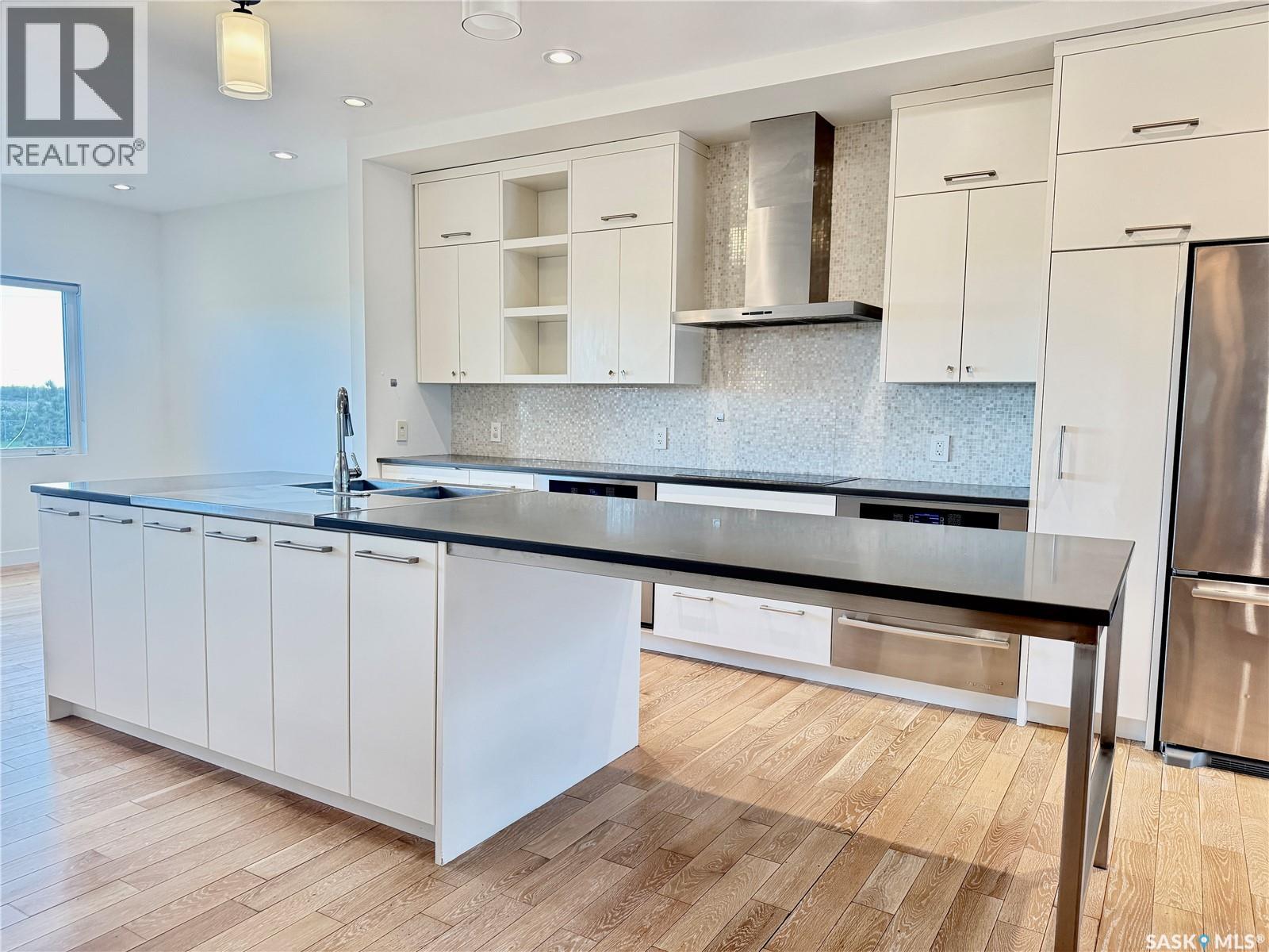 926 Wilkins COURT - 2