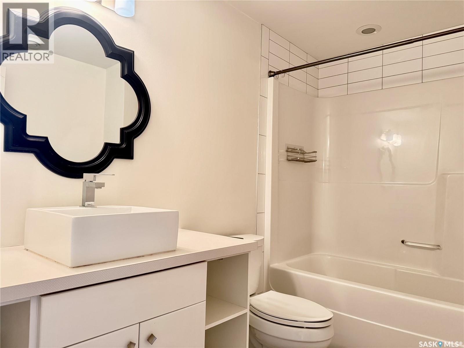 926 Wilkins COURT - 23