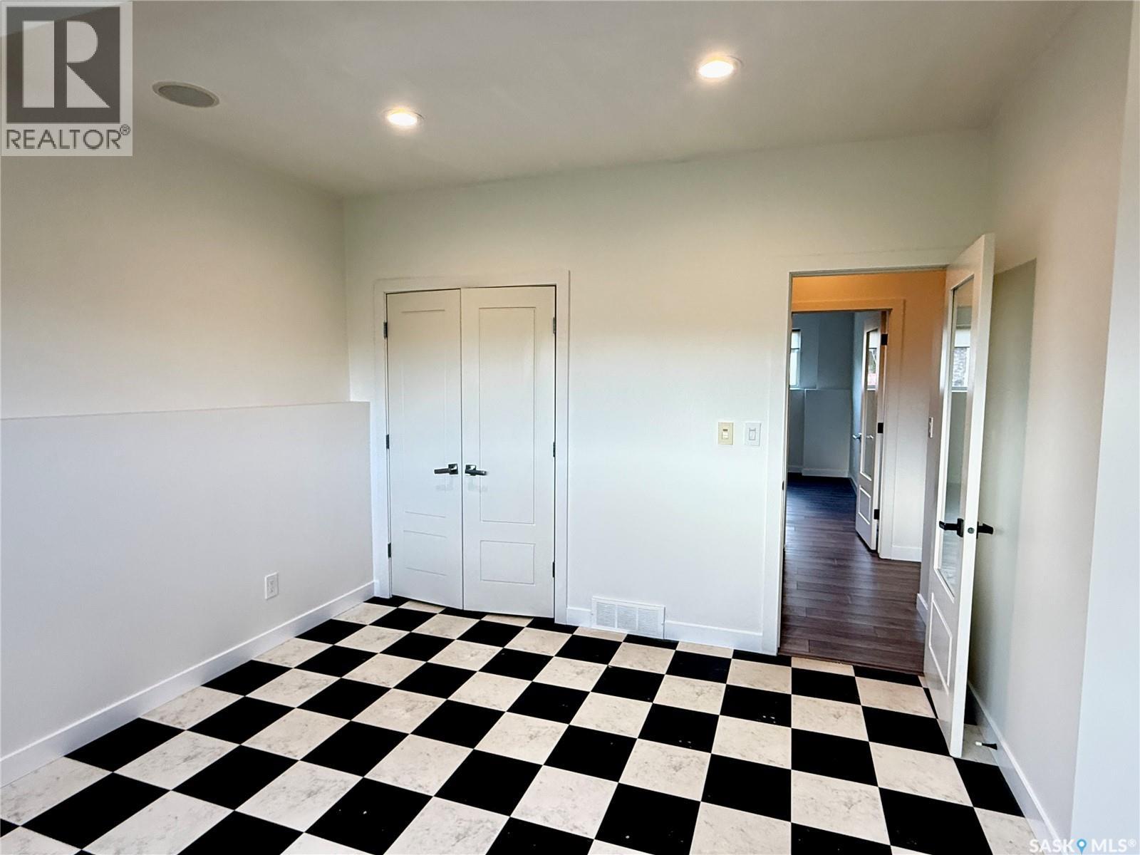 926 Wilkins COURT - 24
