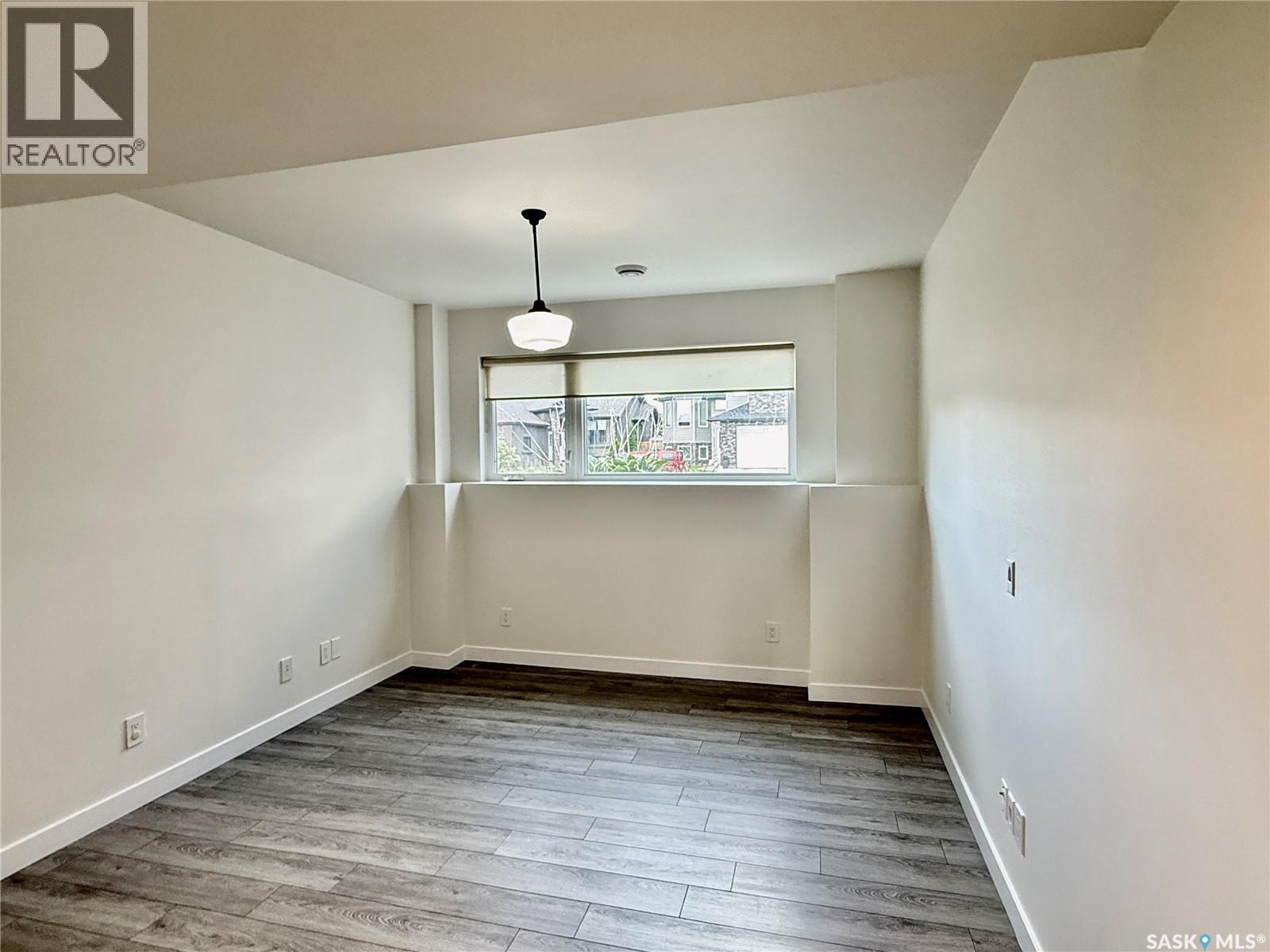 926 Wilkins COURT - 27