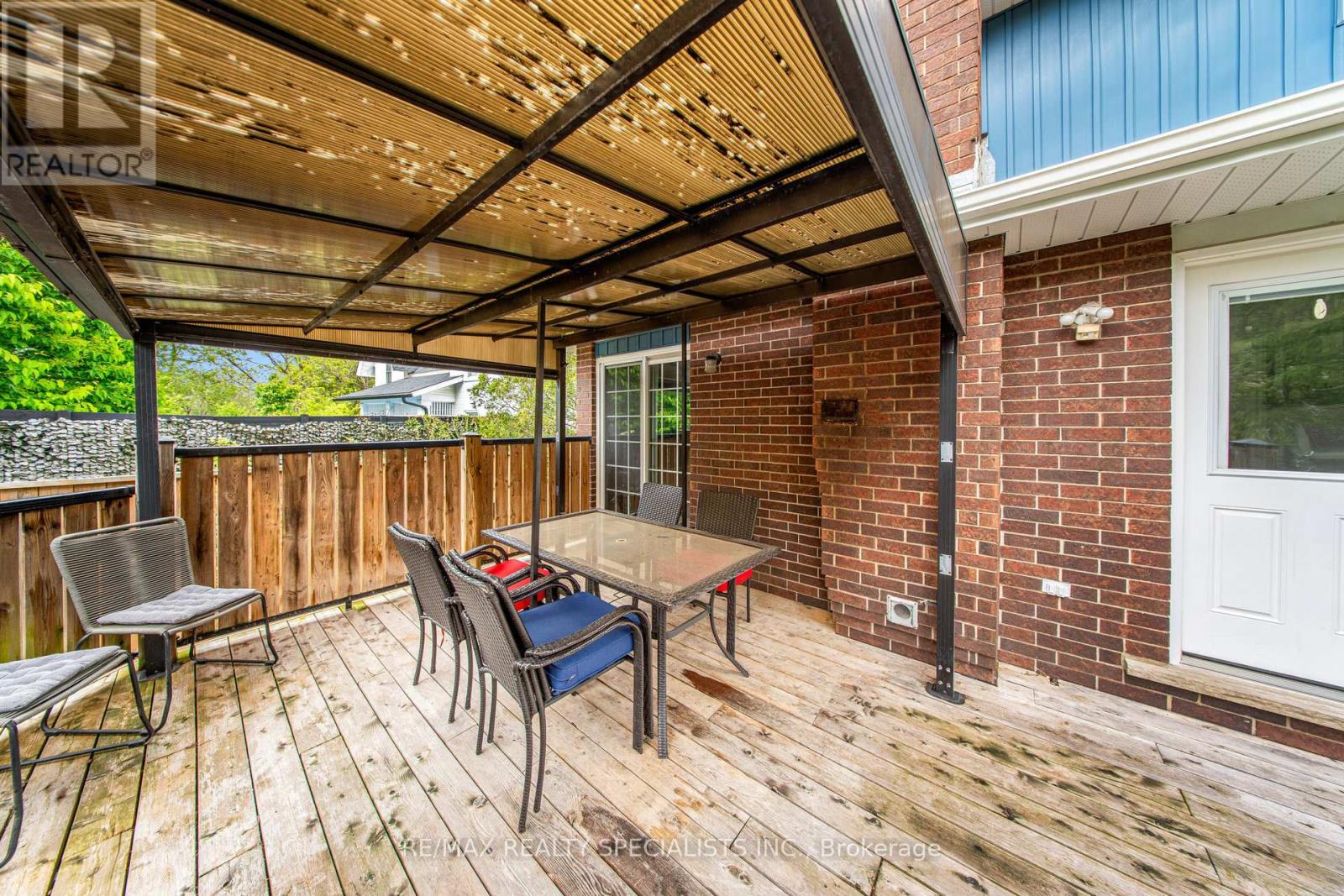 99 PINNACLE DRIVE - 43