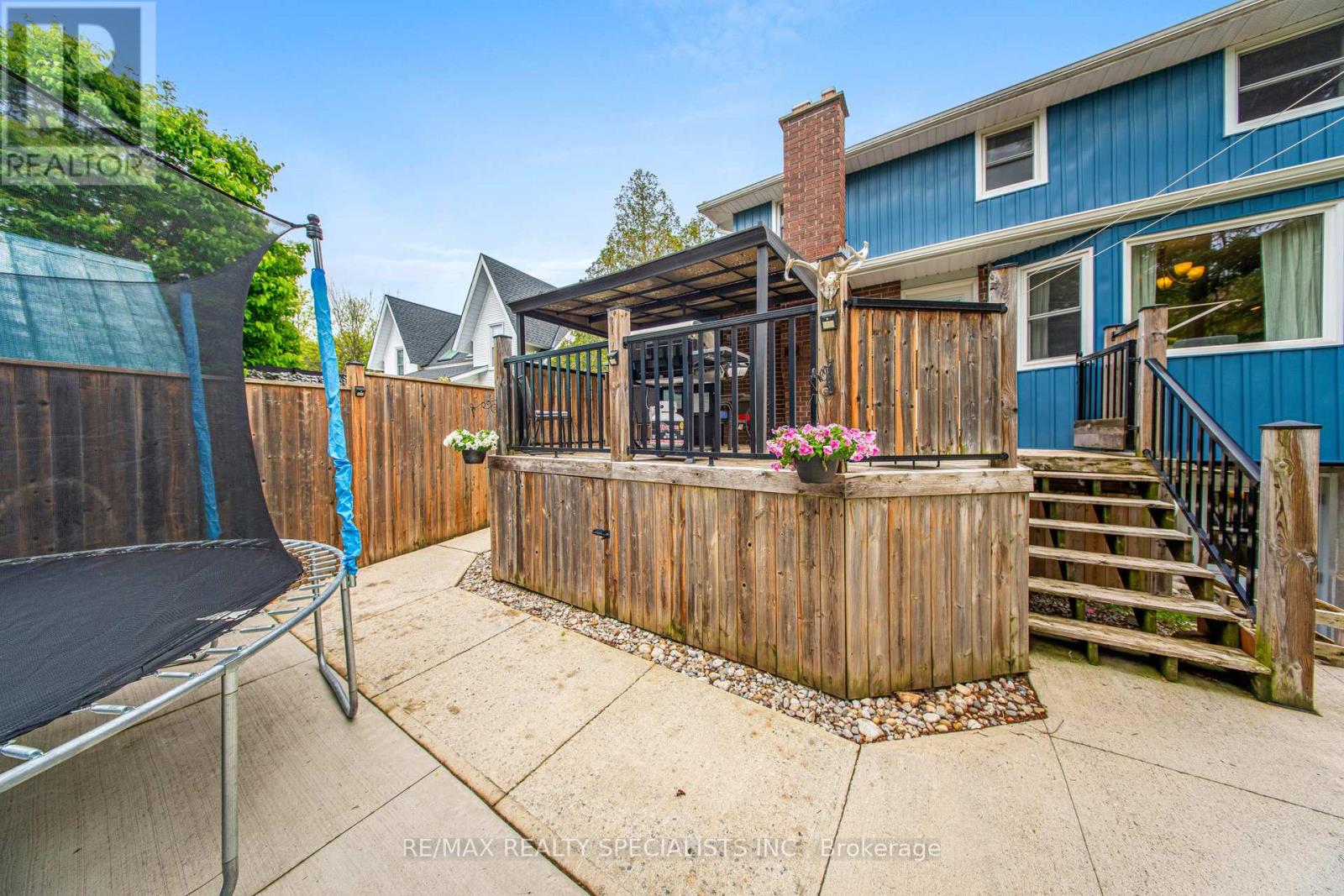 99 PINNACLE DRIVE - 45