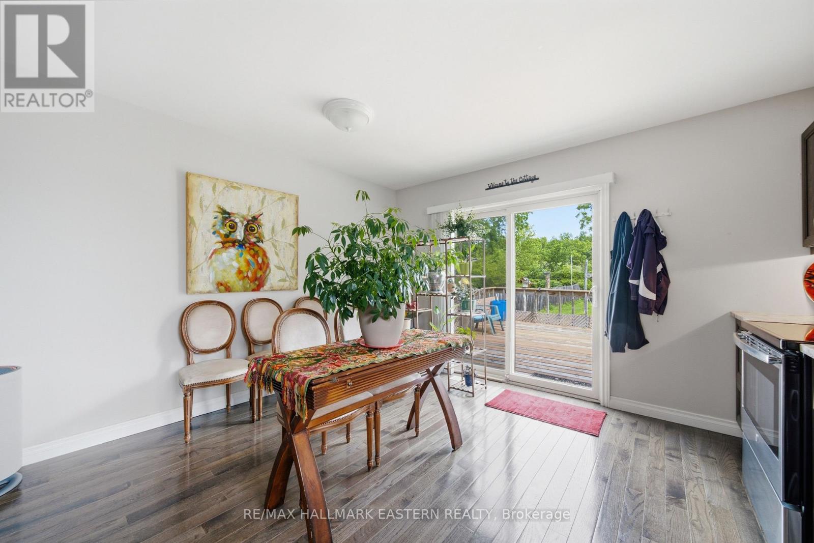 636 FRANK STREET - 10