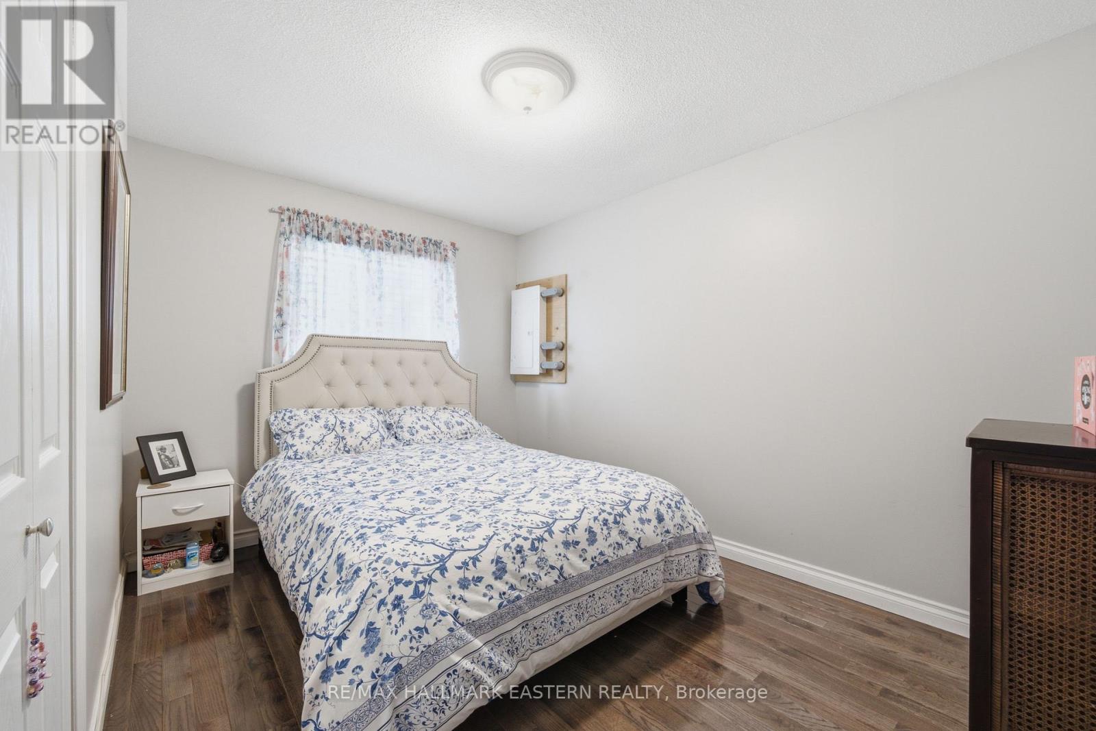 636 FRANK STREET - 13