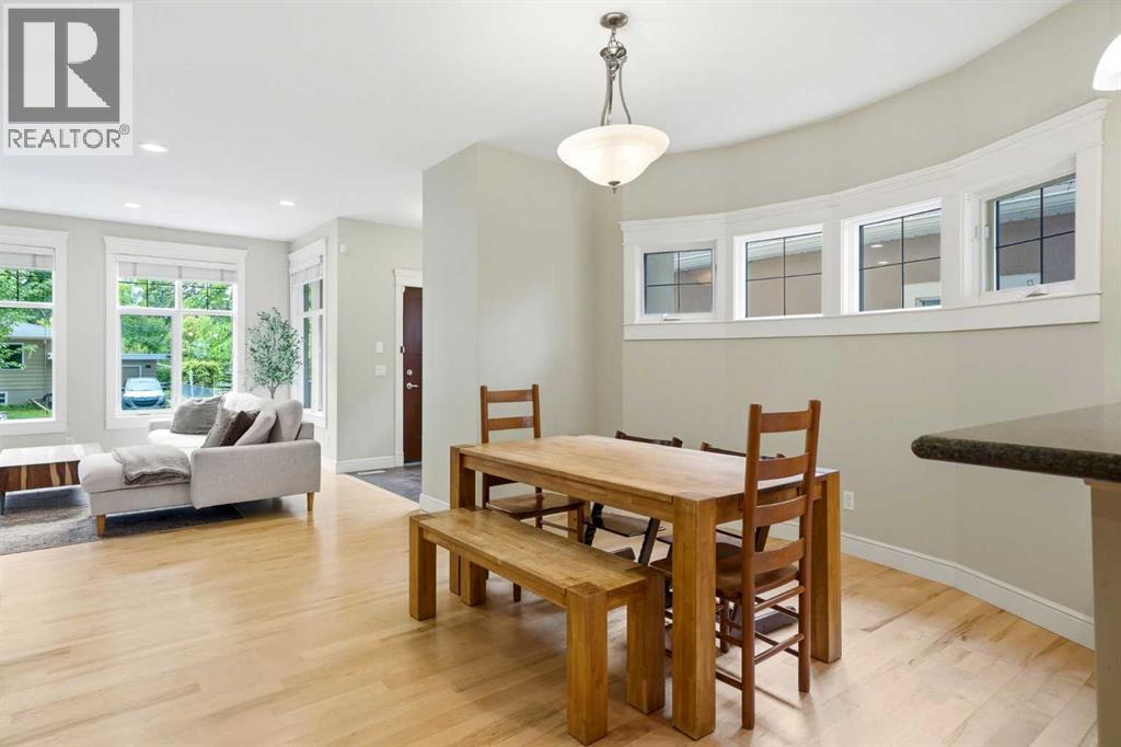612 19 Avenue NW — photo 13