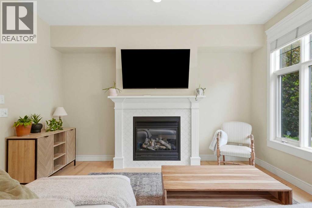 612 19 Avenue NW - photo 4