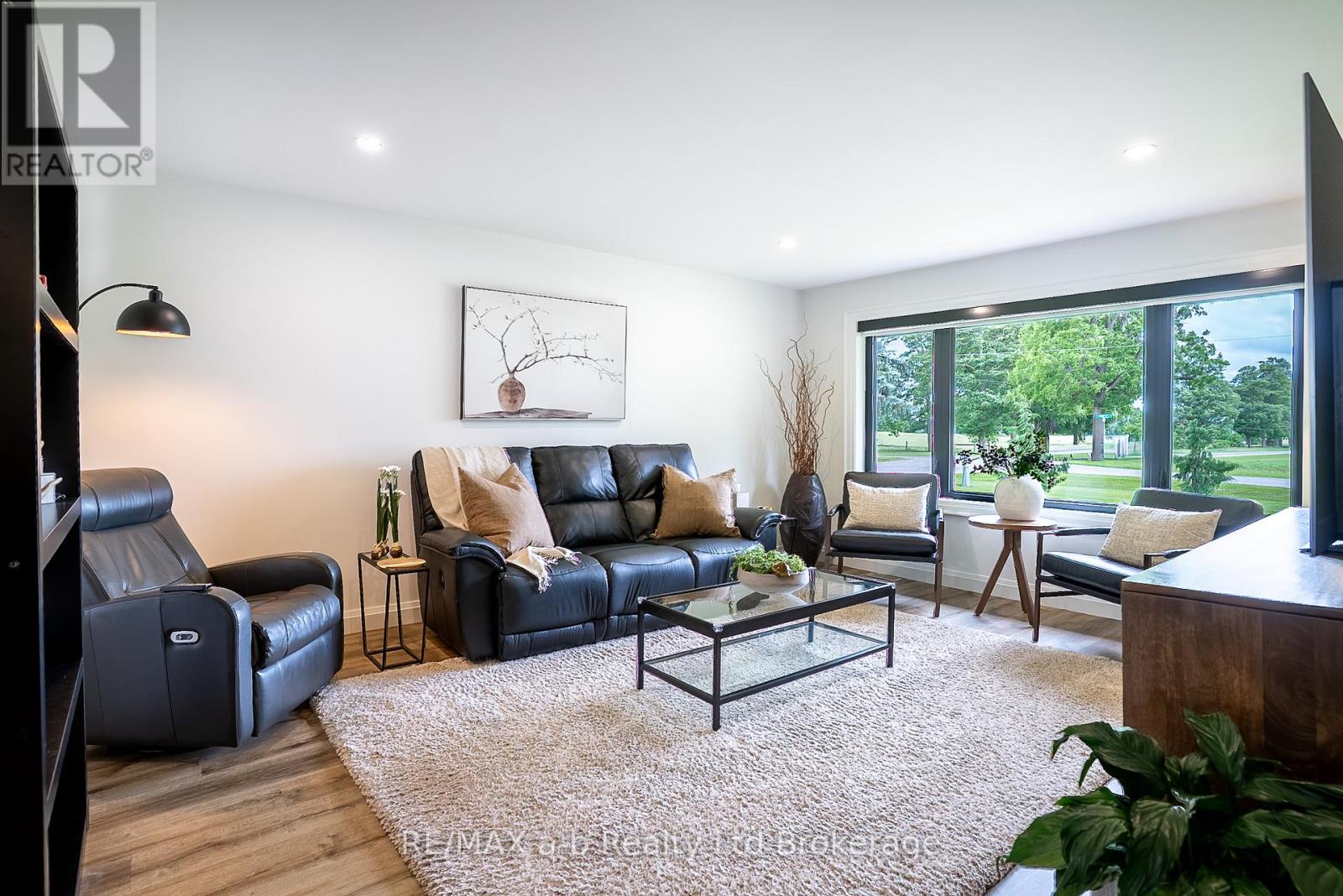 306171 CALEY ROAD - Image 11