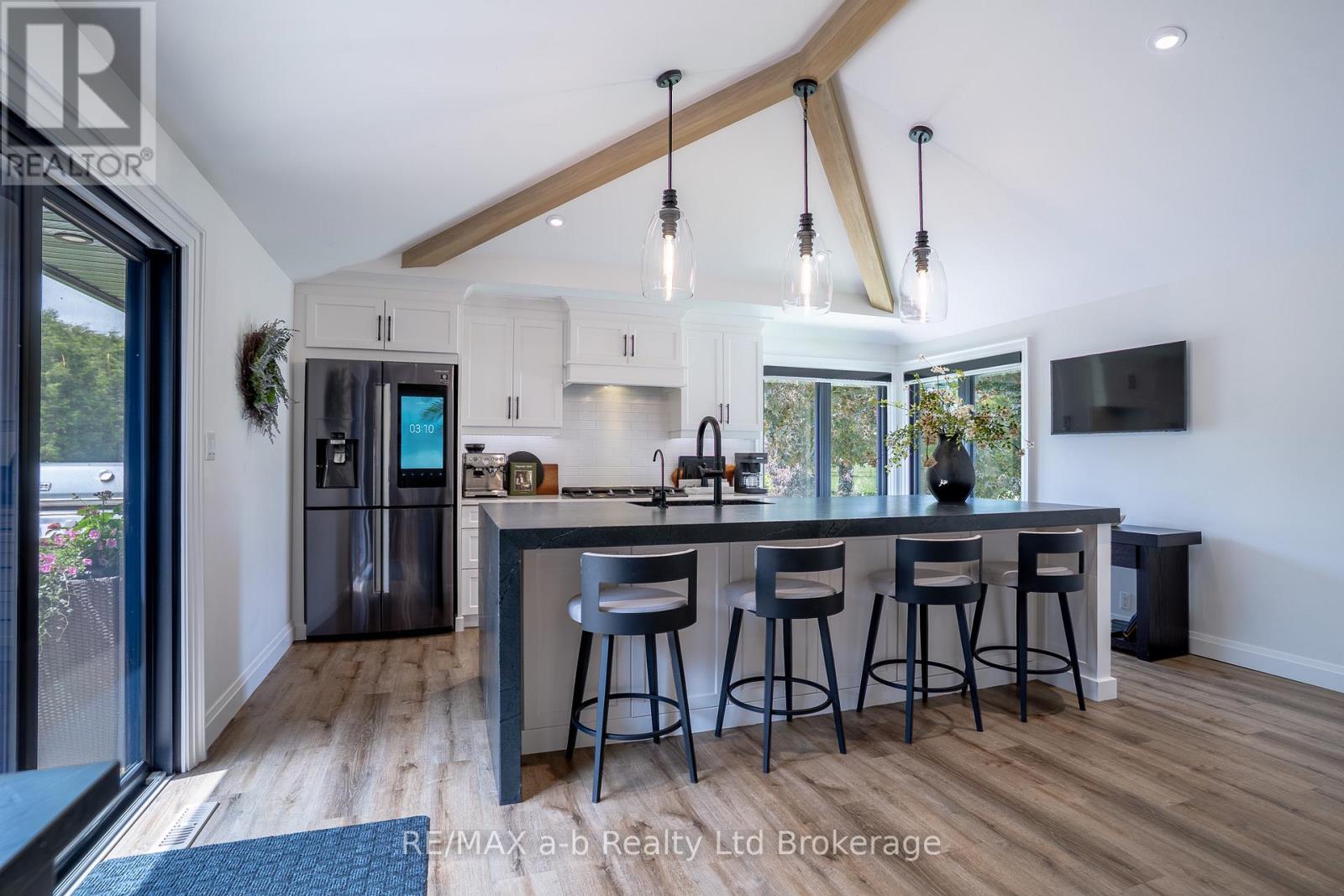306171 CALEY ROAD - Image 12