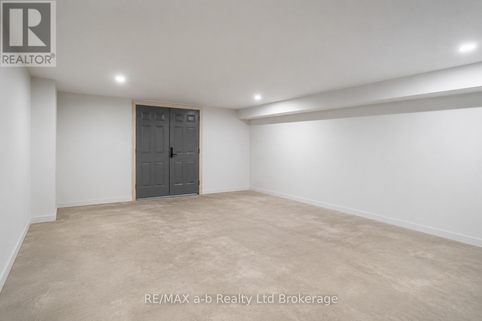 306171 CALEY ROAD - Image 25