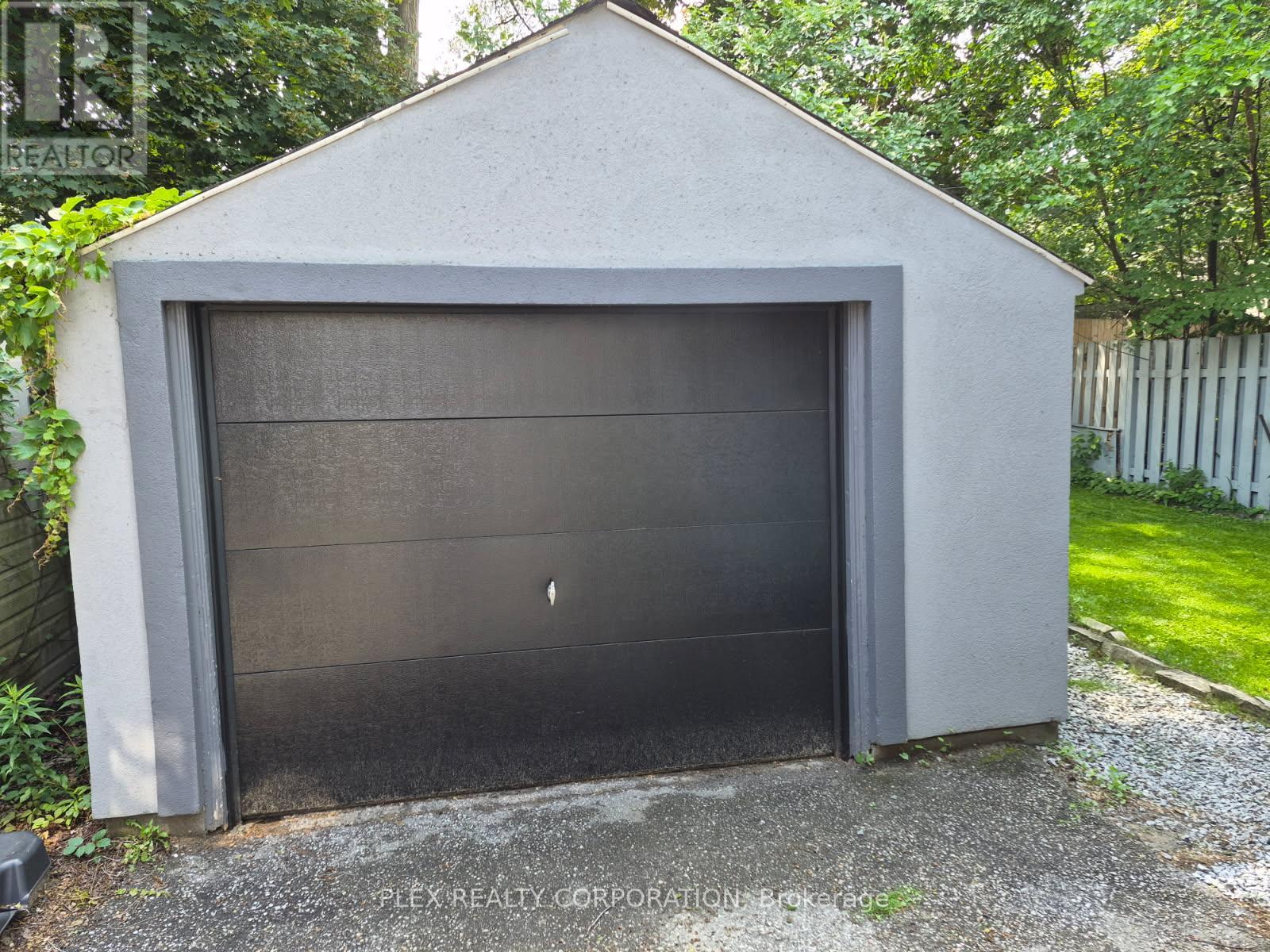 121 VIRGINIA AVENUE - 33