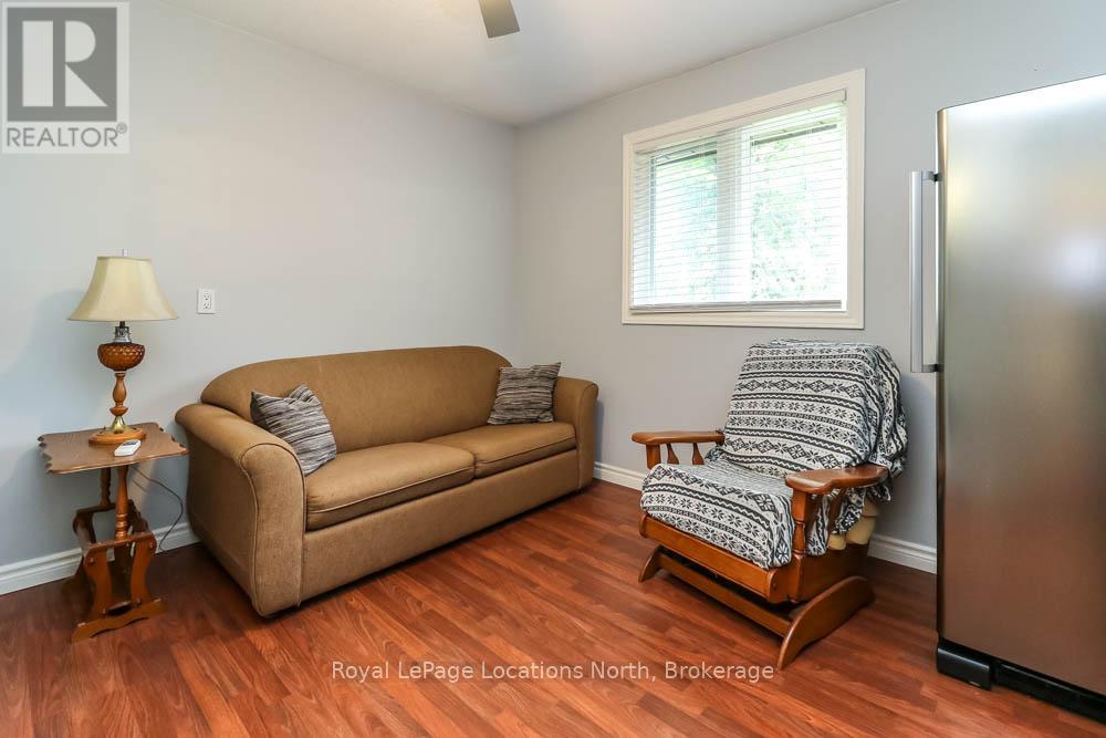 16 WOOD AVENUE - 21