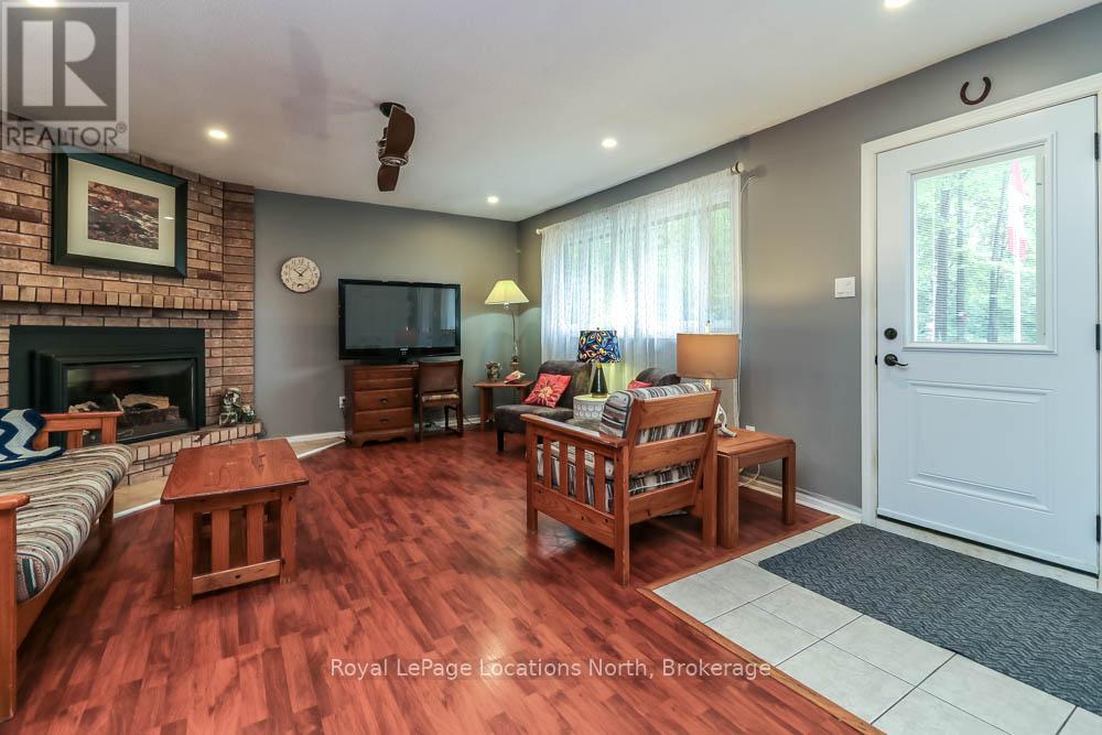 16 WOOD AVENUE - 22