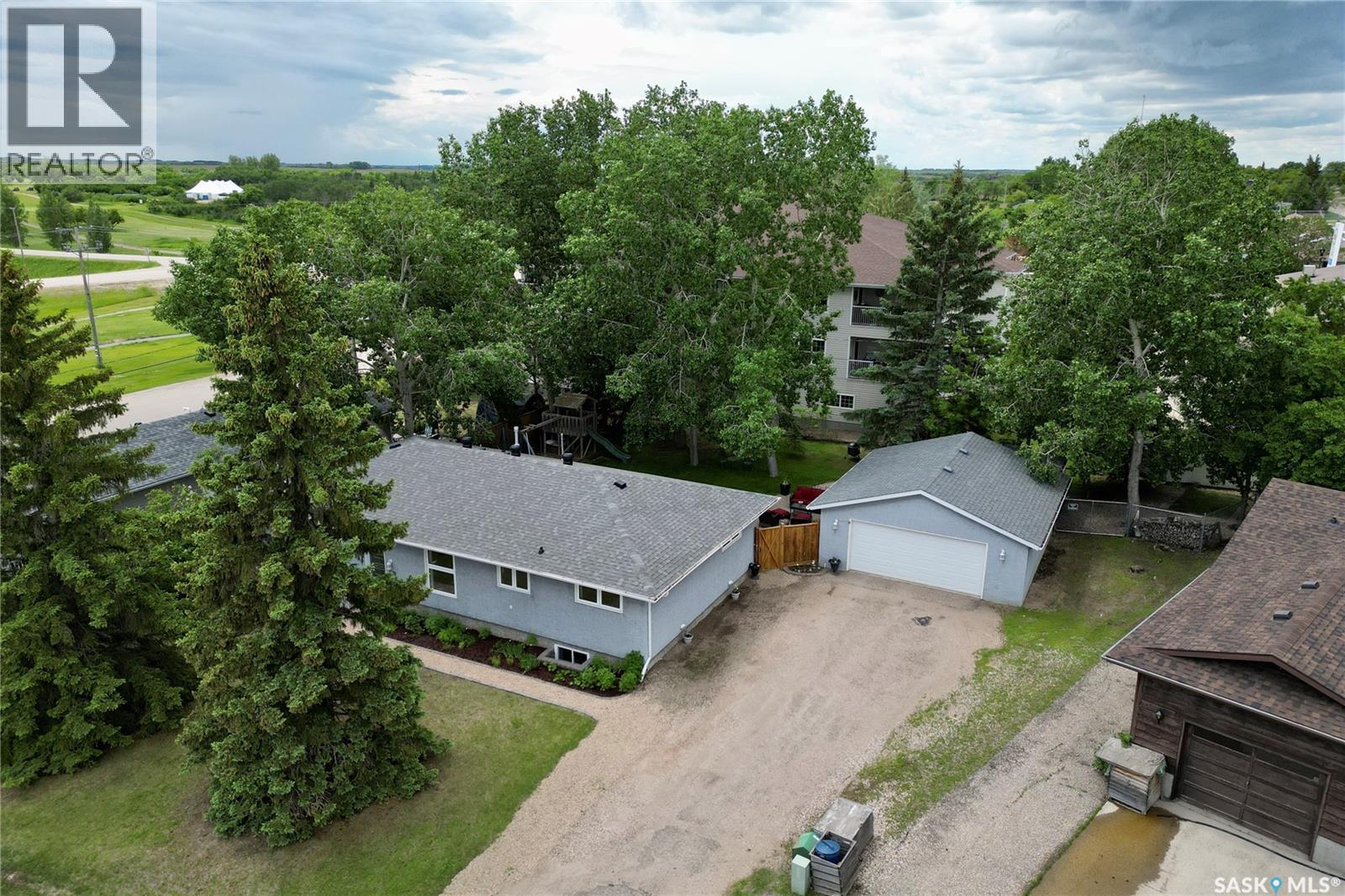 102 Plaxton PLACE — photo 51